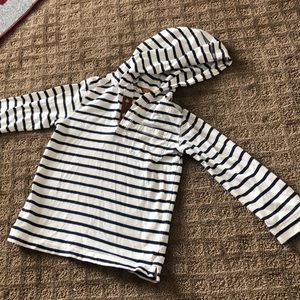 Long sleeve hooded t shirt